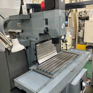 Máy phay MAKINO AHNC-74
